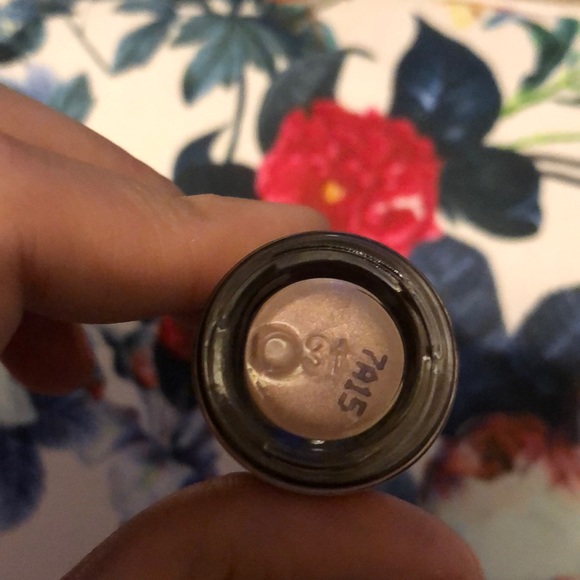 Cover fx custom enchanter drops in blossom - Picture 2 of 4